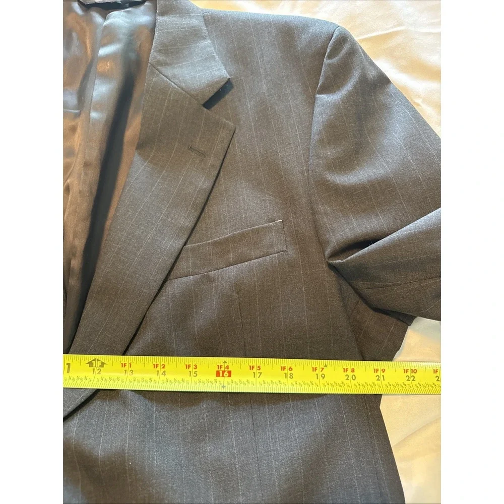 jos a bank suit Set With Pants 43R (34x30) Cuffed Pants